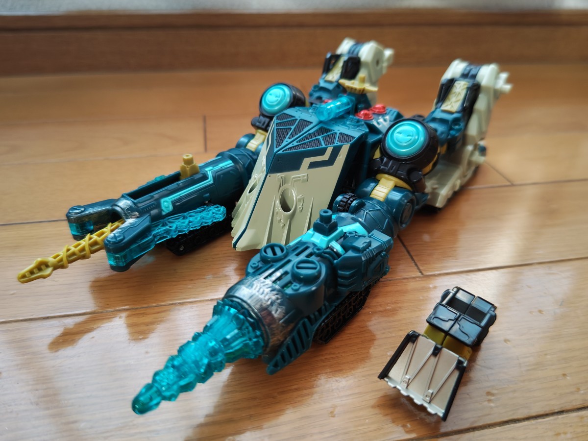 ☆ 美品 並行輸入版 トランスフォーマー ROBOTS IN DISGUISE CYBERTRON セイバートロン MENASOR メナソー Hasbro ☆