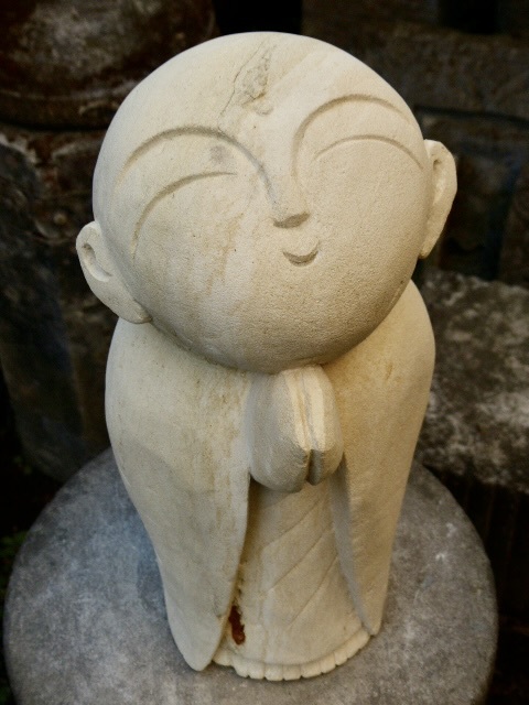 お祈り地蔵様の石像h41cm 仏像　お地蔵さん　地蔵菩薩　石仏 1324a