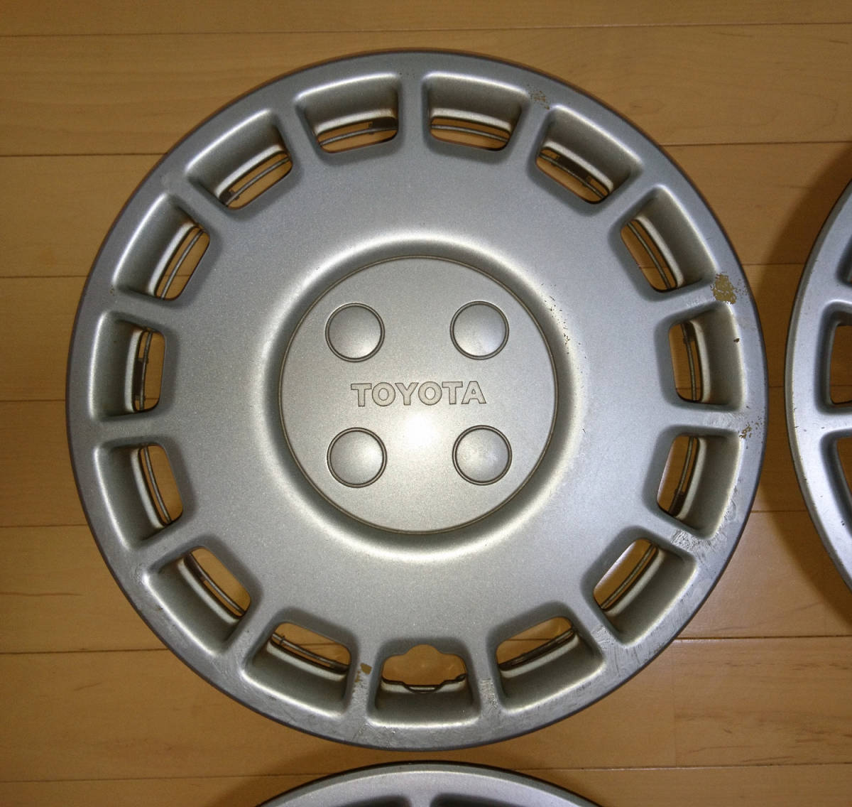 トヨタ スターレット？ 純正14インチフルホイールカバー ホイール 