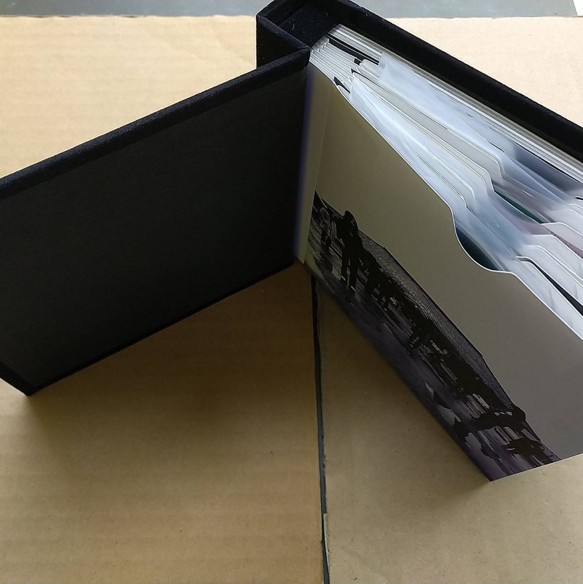 村八分 BOX CD 8枚組 + DVD 1枚 限定盤 村八分 BOX CD 8枚組 + DVD 1枚 限定盤 .: 村八分