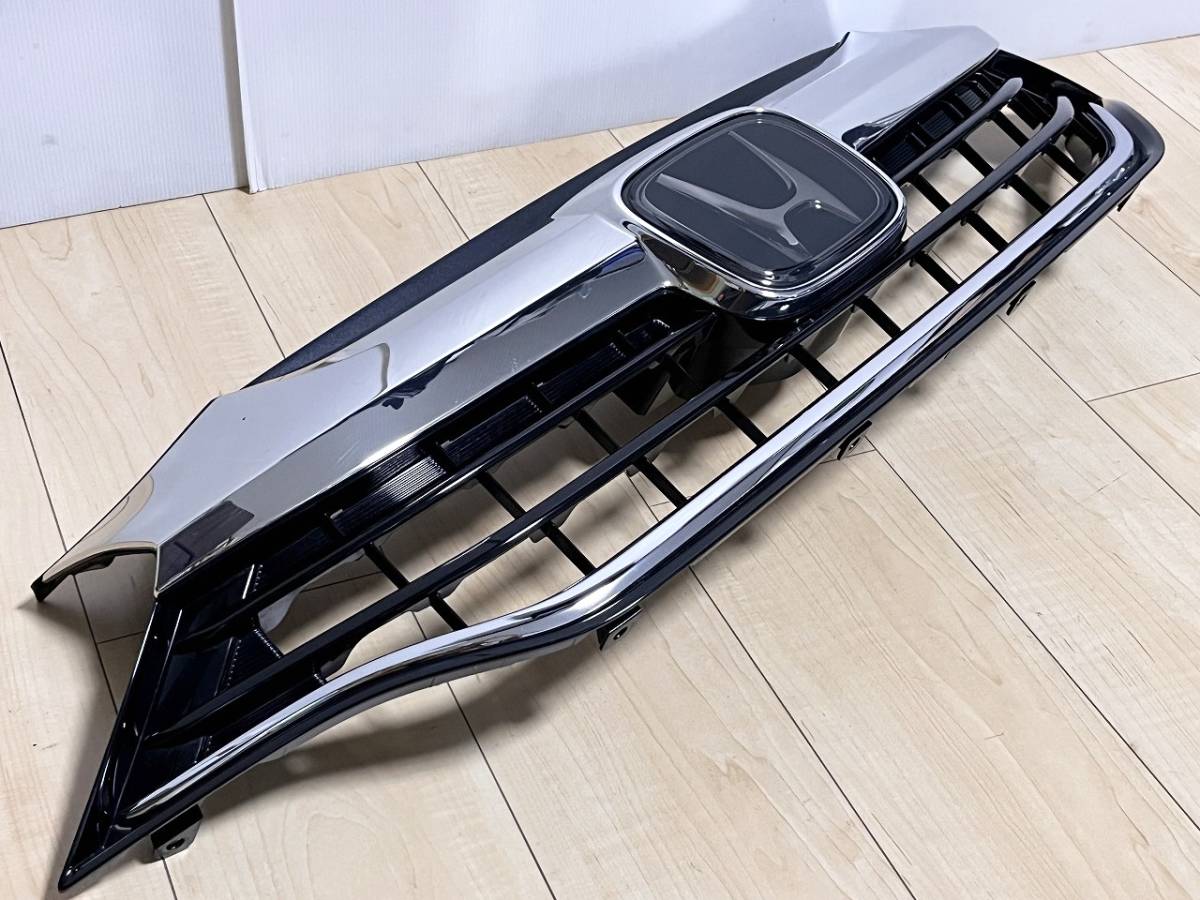 GP7 8 9 シャトル ハイブリッド☆後期純正 フロントグリル レーダー付車両☆71121-TD4-J31-M1☆GK8 9