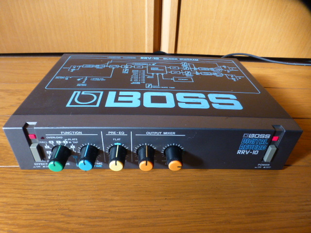 BOSS デジタルリバーブ RRV-10 当時一般的に最初にデジタルリバーブ