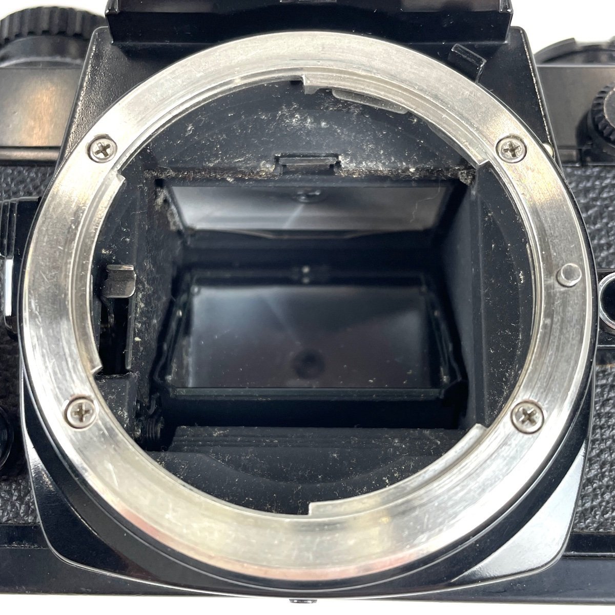 ニコン Nikon NEW FM2 ブラック + Ai-S NIKKOR 24mm F2 ［ジャンク品