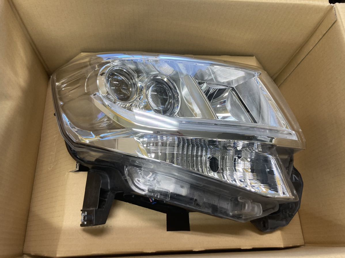 ダイハツ DBA-LA600S タント 右ヘッドライト LED 81145-B2030 【公式通販】
