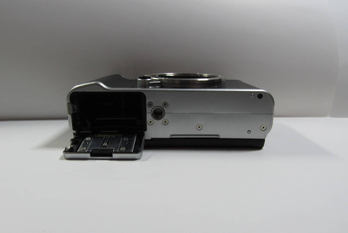 X-A1 FUJIFILM シルバー ダブルズーム オンライン おまけ付きFUJIFILM