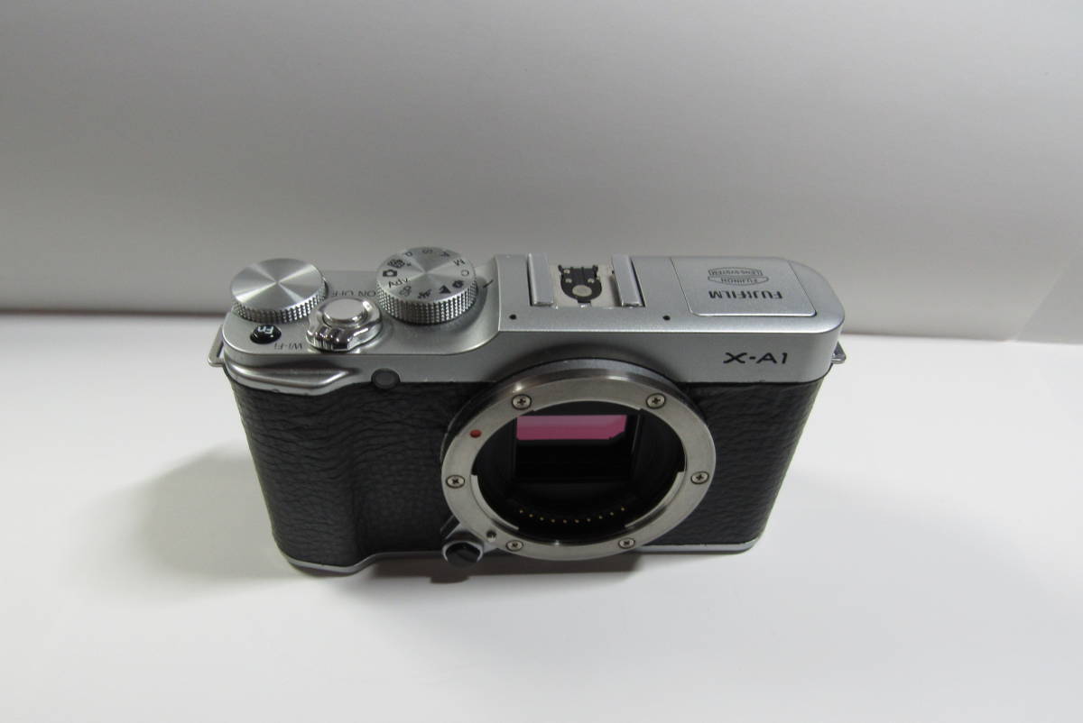X-A1 FUJIFILM シルバー ダブルズーム オンライン おまけ付きFUJIFILM