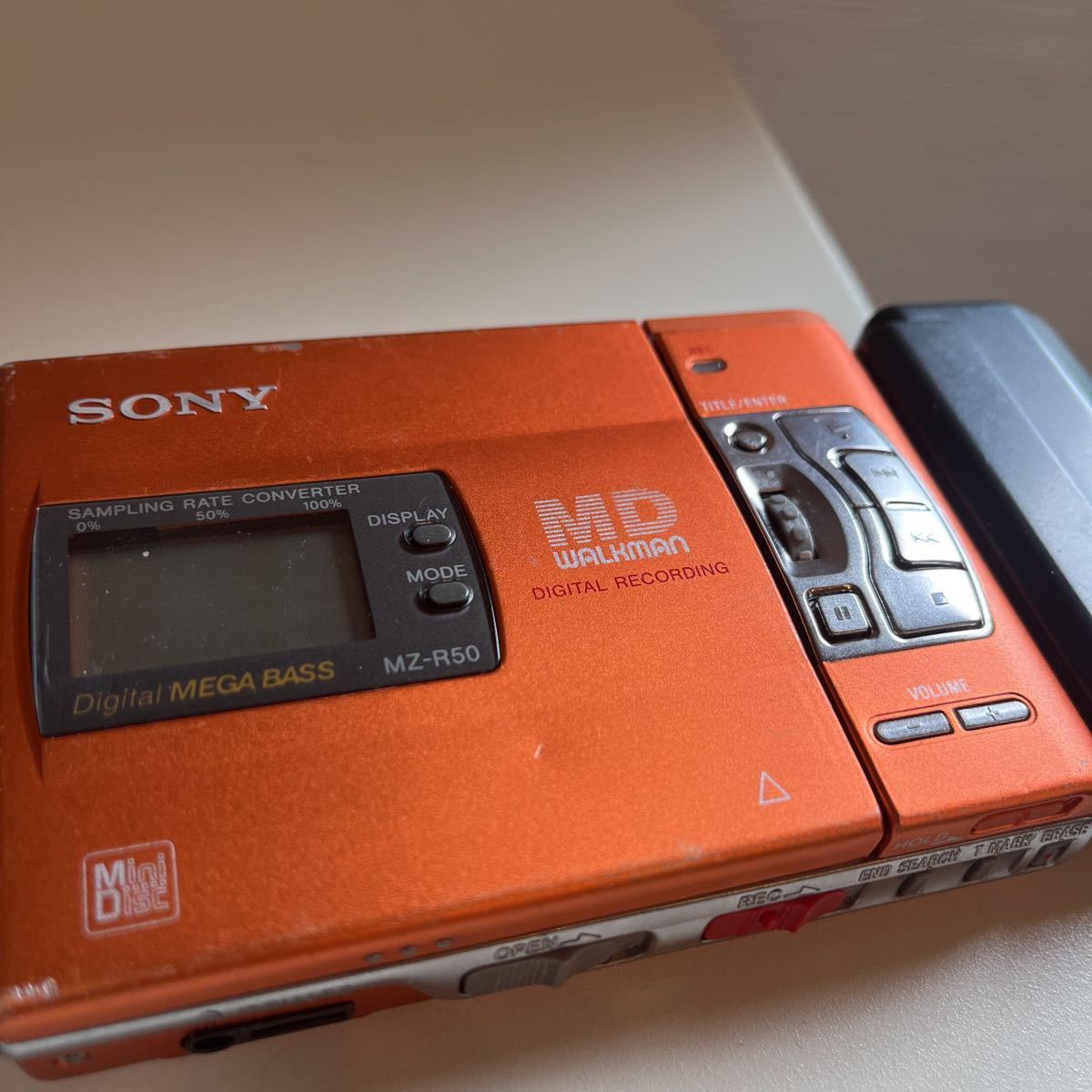 希少カラー!! SONY MZ-R50 ソニー MDウォークマン オレンジ レトロ 