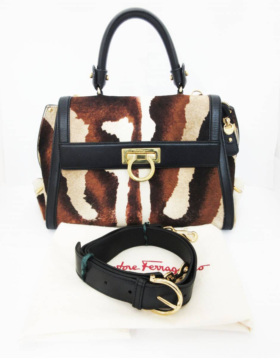 KM-2043《フェラガモ》ハンドバッグ★ガンチーニ★ハラコ レザー★2WAYバッグ ショルダーバッグ★Salvatore Ferragamo★