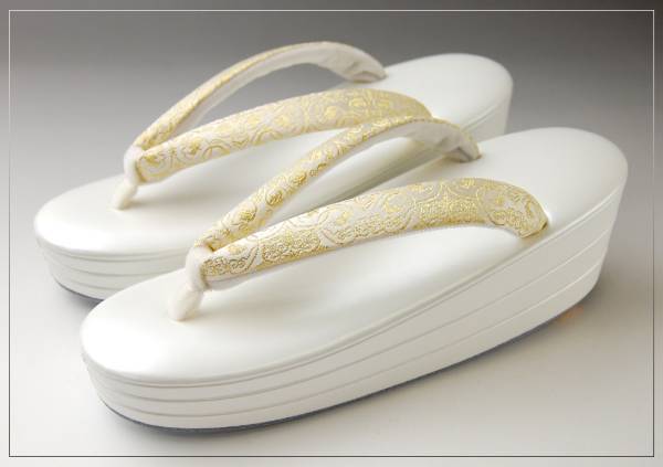 ■京都発■ 龍村美術織物　最高級総本革張製 草履 葡萄唐草文錦　Ｌサイズ【日本製】【新品】 | 京都発 龍村織物 龍村美術織物 文様特集 葡萄唐草