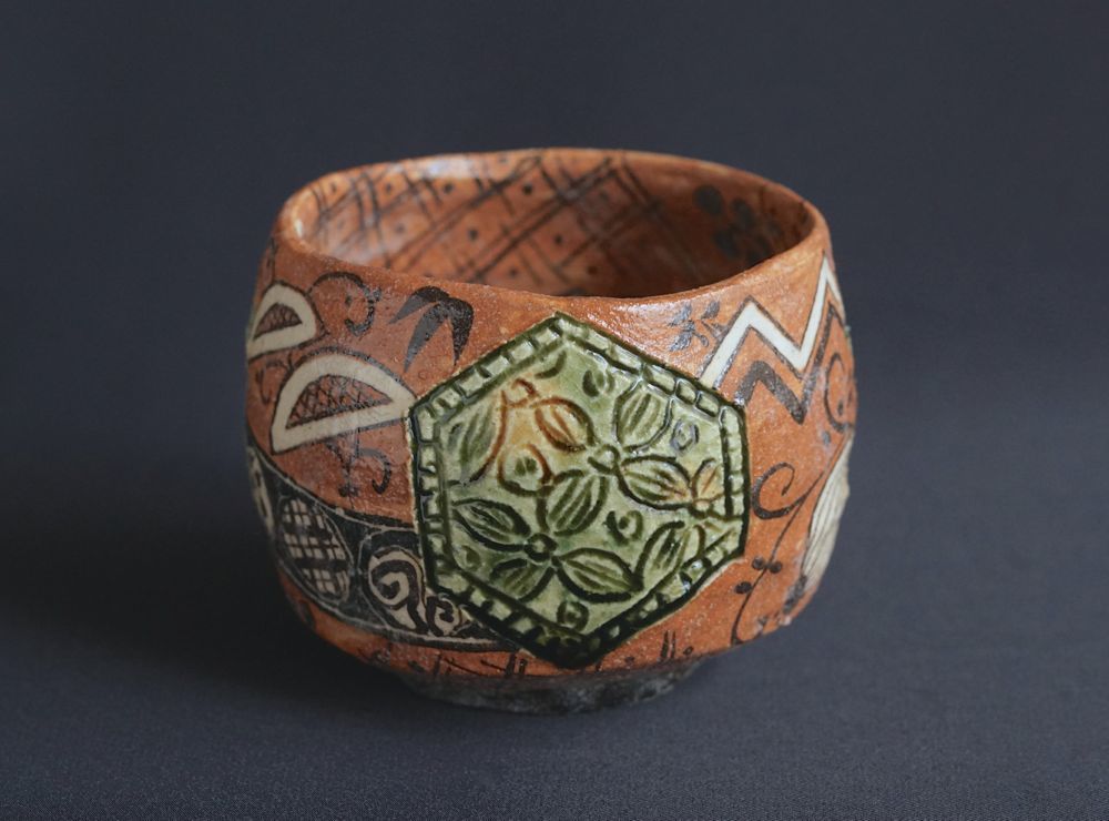 深見 文紀 (FUKAMI Fuminori) 漫画織部ぐい呑 盃 酒器 (師/岸本謙仁) 織部