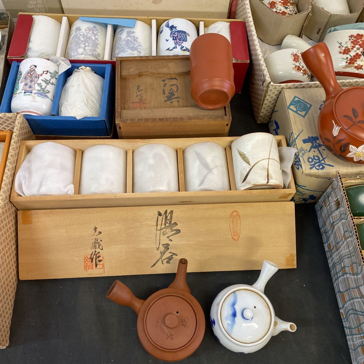 ◆茶器 大量まとめ売り 煎茶道具 食器 急須 湯呑 土瓶 ティーセット 有田焼 とこなめ焼 美濃焼 HOYA 工芸品 美術 レトロ 80-48_5