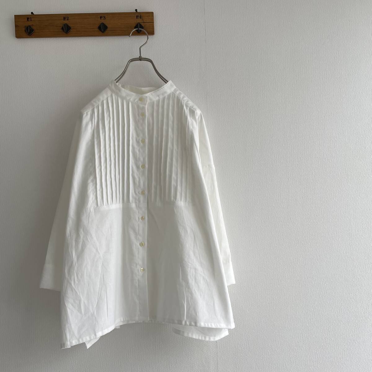 ピンタックブラウス　コットン　オフホワイト