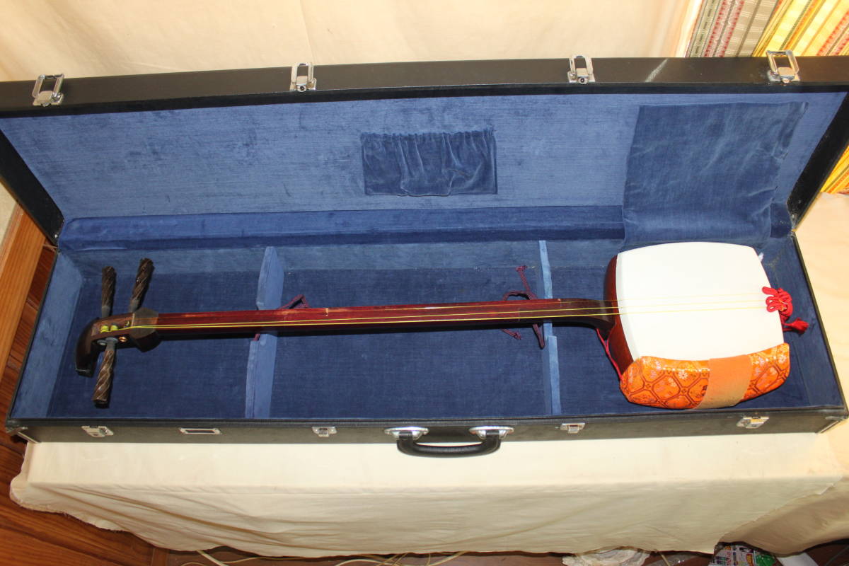 ◆三味線 練習用 専用ハードケース付 皮面 破れなし 中古
