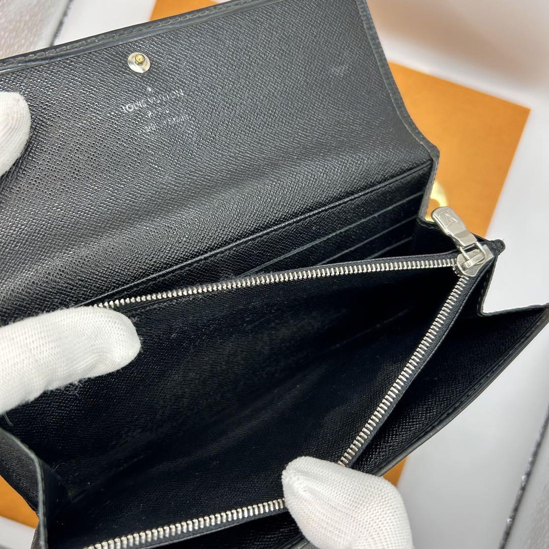 極美品 LOUIS VUITTON ルイ ヴィトン LV 長財布 ポルトフォイユ サラ エピ ノワール ブラック ポルトモネクレディ VUITTON ルイヴィトン LOUIS × 折り財布 現行品