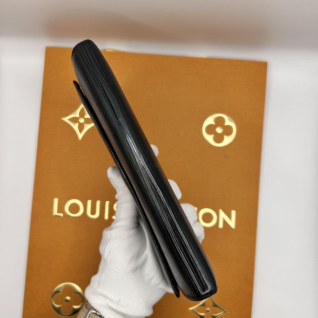 極美品 LOUIS VUITTON ルイ ヴィトン LV 長財布 ポルトフォイユ サラ エピ ノワール ブラック ポルトモネクレディ VUITTON ルイヴィトン LOUIS × 折り財布 現行品