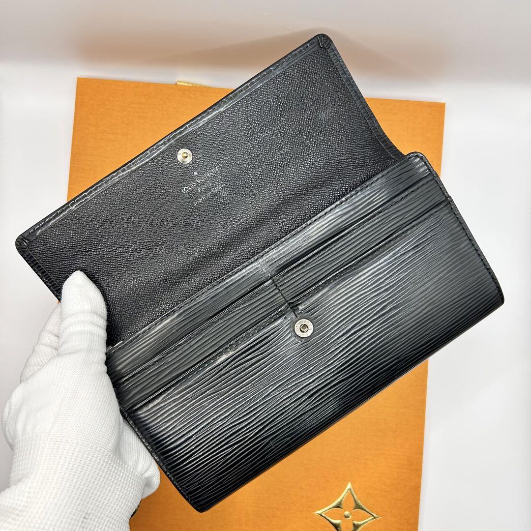 極美品 LOUIS VUITTON ルイ ヴィトン LV 長財布 ポルトフォイユ サラ エピ ノワール ブラック ポルトモネクレディ VUITTON ルイヴィトン LOUIS × 折り財布 現行品