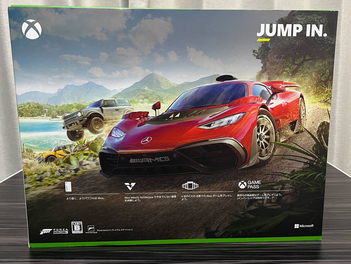 【送料無料】Microsoft Xbox Series X （Forza Horizon 5 同梱版） RRT-00066　コントローラー バッテリー装着済　殆ど未使用　中古美品!!