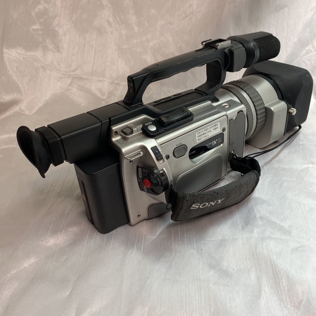 SONY VX2000 動作確認済 中古 付属品画像分のみ プロ向けモデル SONY VX2000 動作確認済 中古 付属品画像分のみ プロ向けモデル