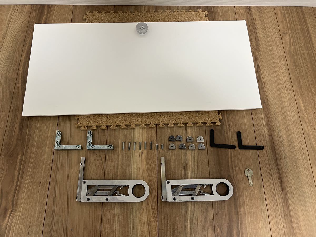 USM USMハラー ドロップダウンドア ハラー キャビネット 鍵付きタイプ 