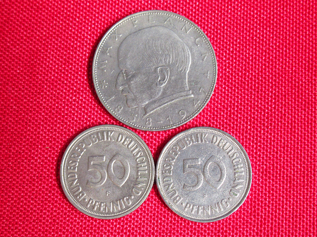 Yahoo!オークション -「1マルク」(世界) まとめ売り ドイツ コイン 硬貨 1マルク 1957/1968/1979/1983 /