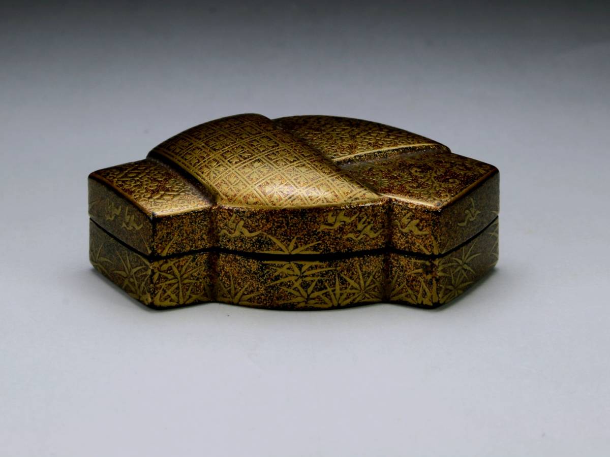 時代 梨地 結文香合 花唐草 七宝つなぎ 鶴舞 蒔絵 時代箱 時代古作