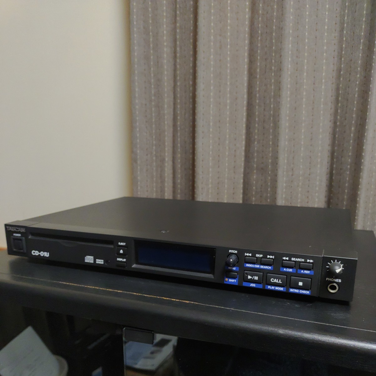 TASCAM CDプレーヤー CD-01U 【公式通販】