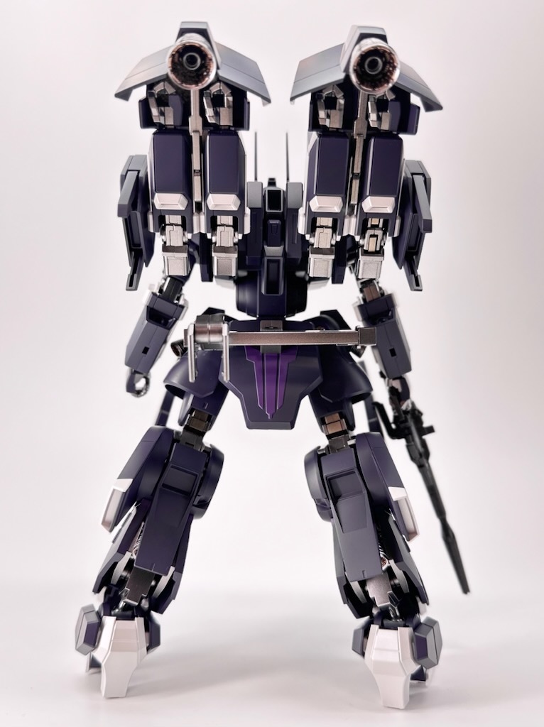 HG 1/144 シルヴァ・バレト・サプレッサー（全塗装完成品） 1⁄144