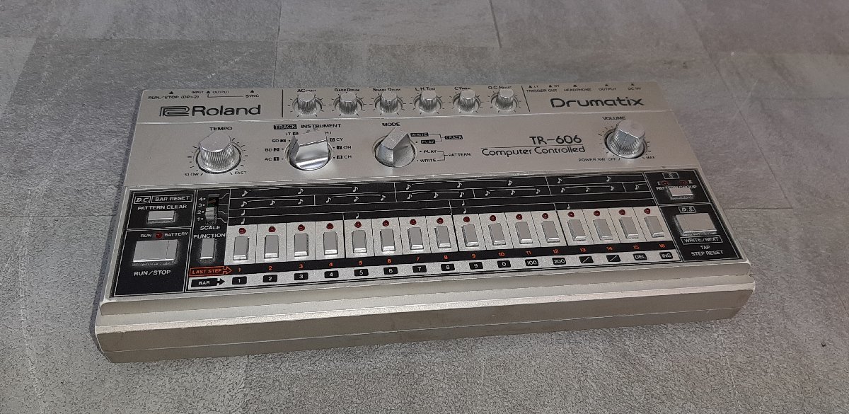 Roland - Drumatix Machine | TR-06 Rhythm Drum USED TR-606 