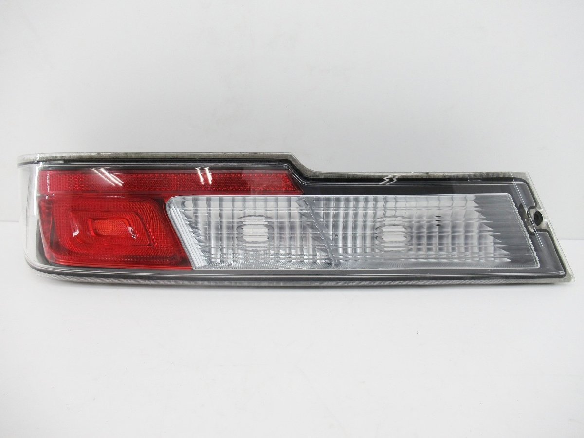 即決あり》ハイゼット S321V 純正 左 テールライト ランプ 【 KOITO