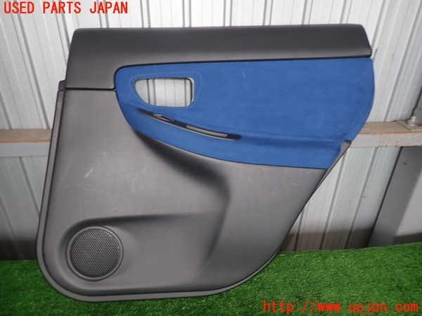 2UPJ-89271294]インプレッサ WRX-STi(GDB)右後ドア内張り 中古