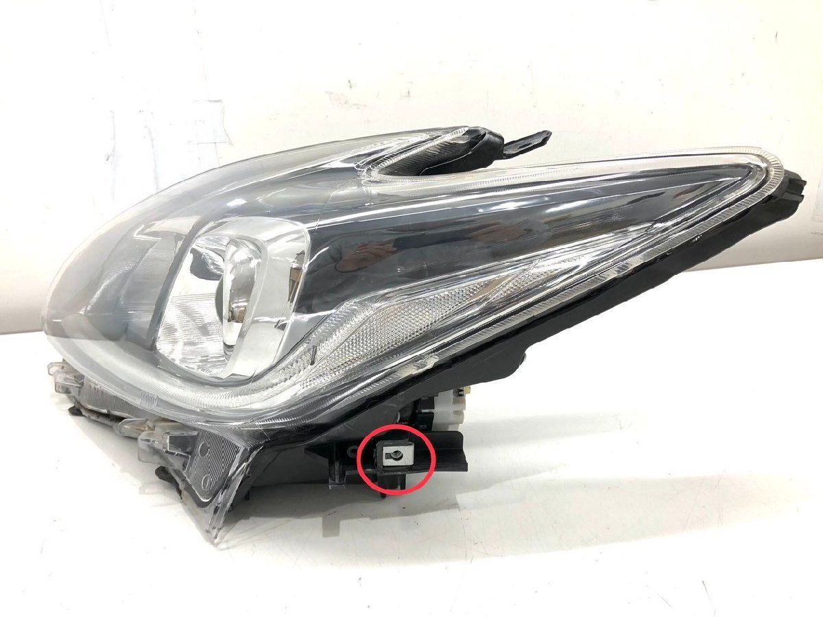 ♪研磨♪プリウス ZVW30 後期 純正 ヘッドランプ 左 HID KOITO47-52