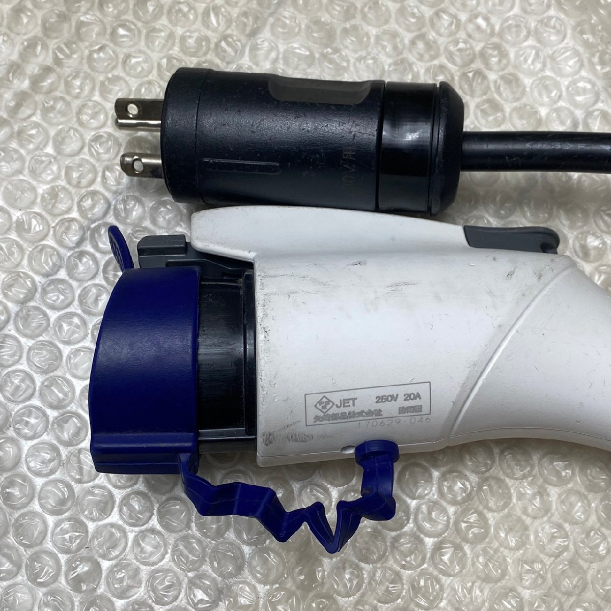 USED 純正 三菱 アウトランダー 充電コード ケーブル 2017年 約4m