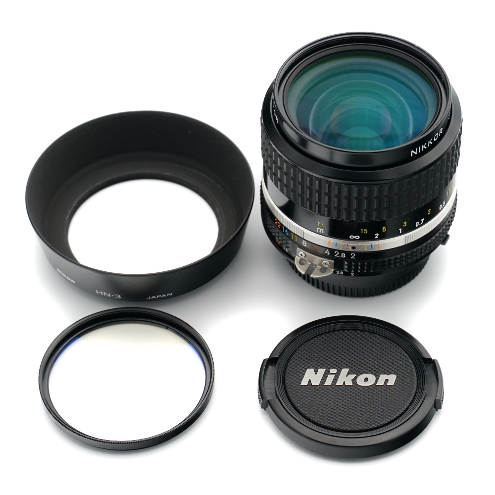 美品フード付き Nikon Ai-S NIKKOR 35mm F2 1:2 HN-3 大口径 広角 単