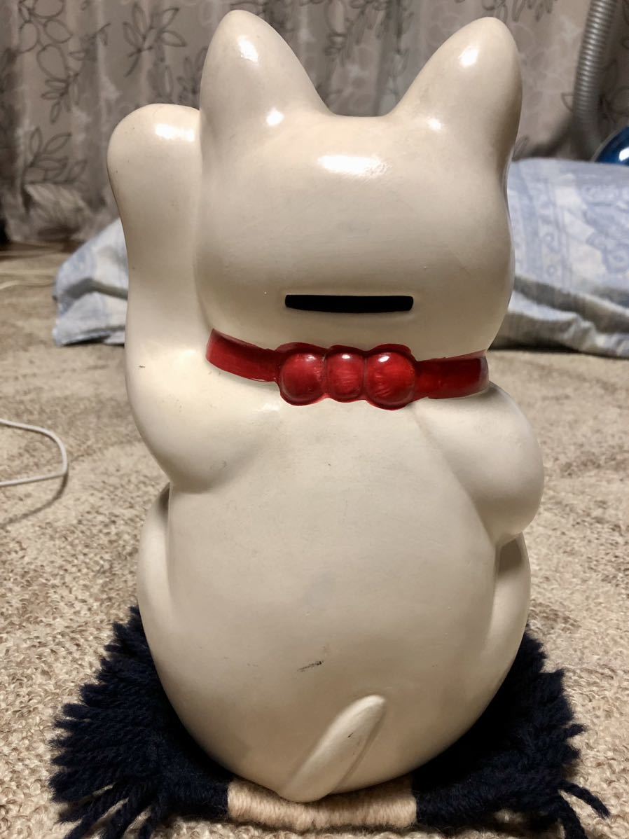 送料無料】招き猫 特大サイズ 昭和レトロ 縁起物 陶器製 貯金箱