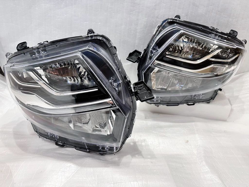 超美品破損無 ダイハツ 純正 LA650S LA660S タント カスタム LED