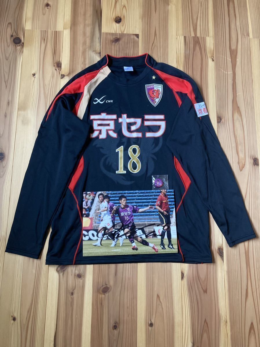 【人気SALE，定番】 京都サンガF.C. 安藤淳 3rdユニフォーム&サイン入りパネル&缶バッジ(実使用、サイン入りウエア)｜売買されたオークション情報、yahooの商品情報をアーカイブ公開 - オークファン 実使用、サイン入りウエア