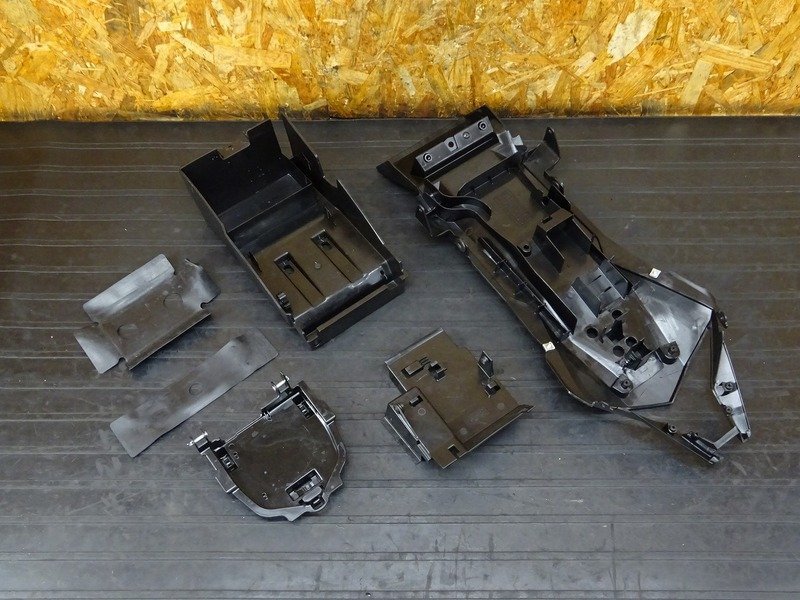 230412】Ninja400(EX400G-AH8)□ リアインナーフェンダーセット