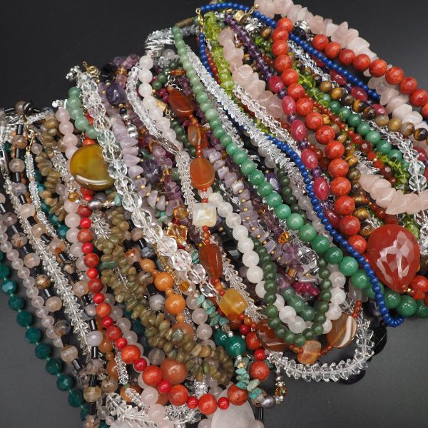 (3N0415) 1円 天然石 ネックレス 30本 大量セット ペリドット 珊瑚 サンゴ タイガーアイ 瑪瑙 ローズクォーツ 水晶 シルバー 等 まとめて