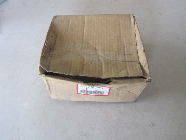 ホンダ　VFR400R（代表機種）22100-MLO-010　クラッチアウター　　0428