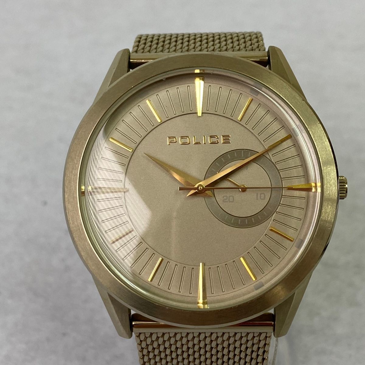 POLICE(ポリス) FOREVER 腕時計 メンズ 表記無 中古 古着 0308 E308 