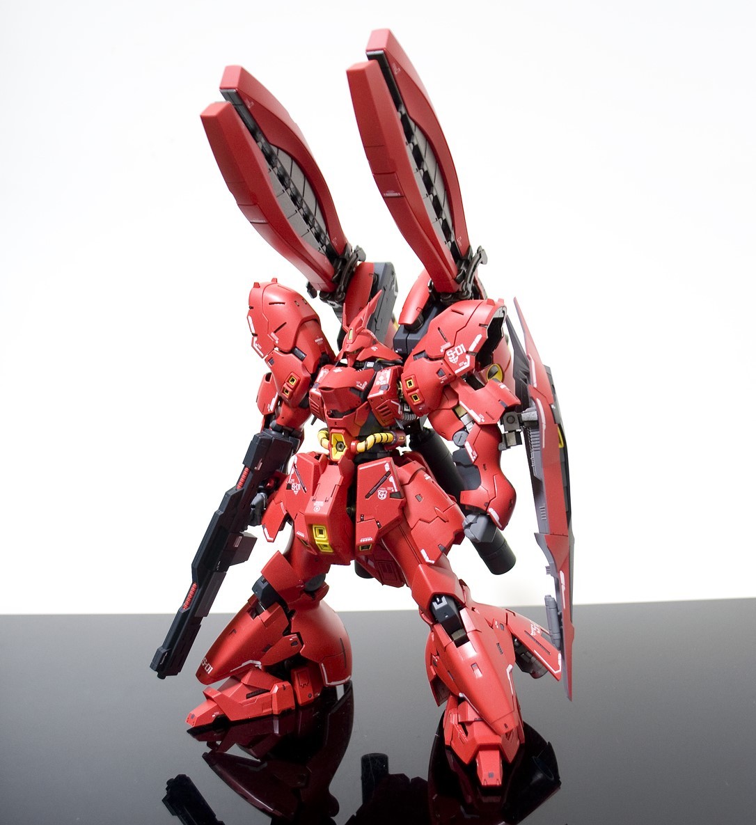 1/144 RG MSN-04FF サザビー 塗装済完成品 PG MG HG(完成品)｜売買され 