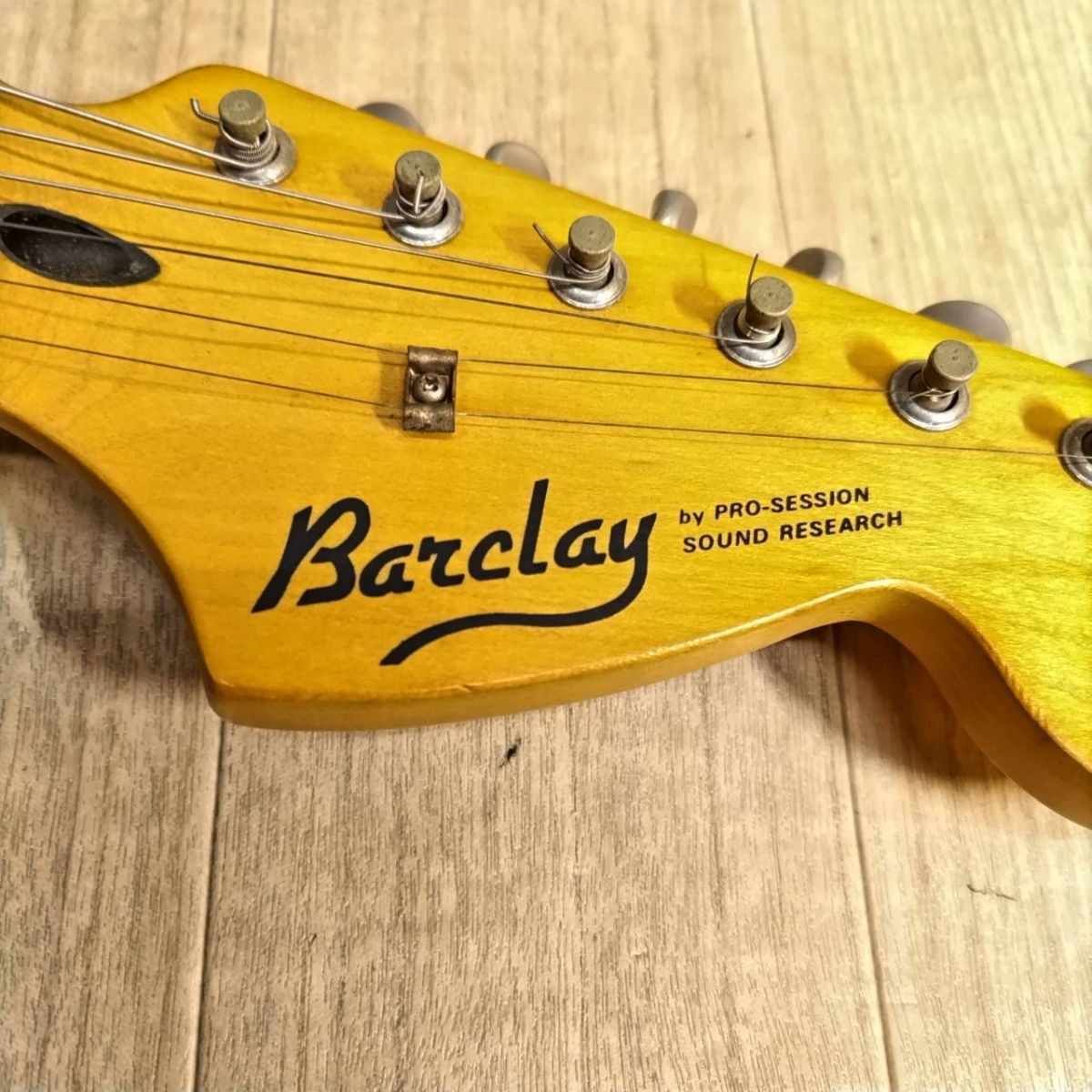 G602-000-000 Barclay バークレイ ストラトタイプ エレキギター