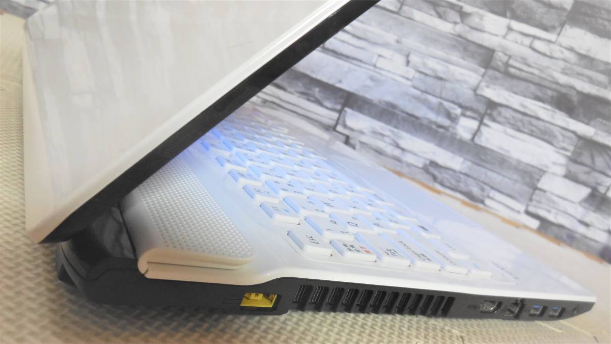 Core i7 Windows11 薄型軽量 0 極上Core 超高速パソコンがこの価格 