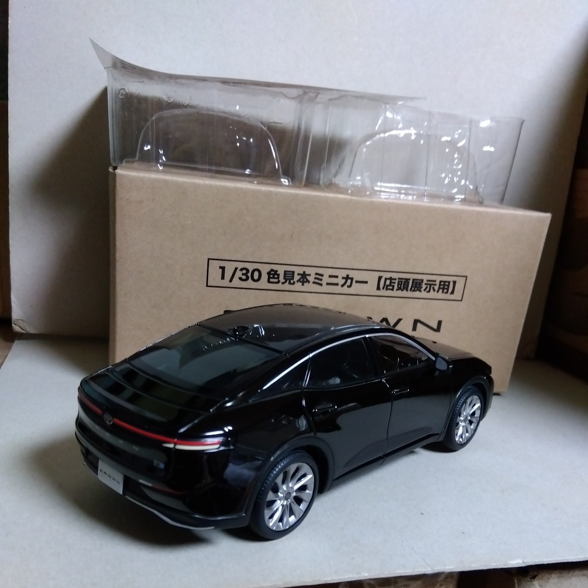 TOYOTAサンプルミニカー1⁄30非売品220系RSクラウン(202)ブラック