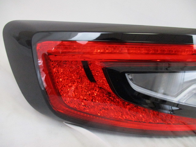 エ*ト様 WRX S4 STI SPORT R EX VBH 純正テールランプ スバル WRX S4 VBH 純正左右テールライト ICHIKOH D256 （AN-4586