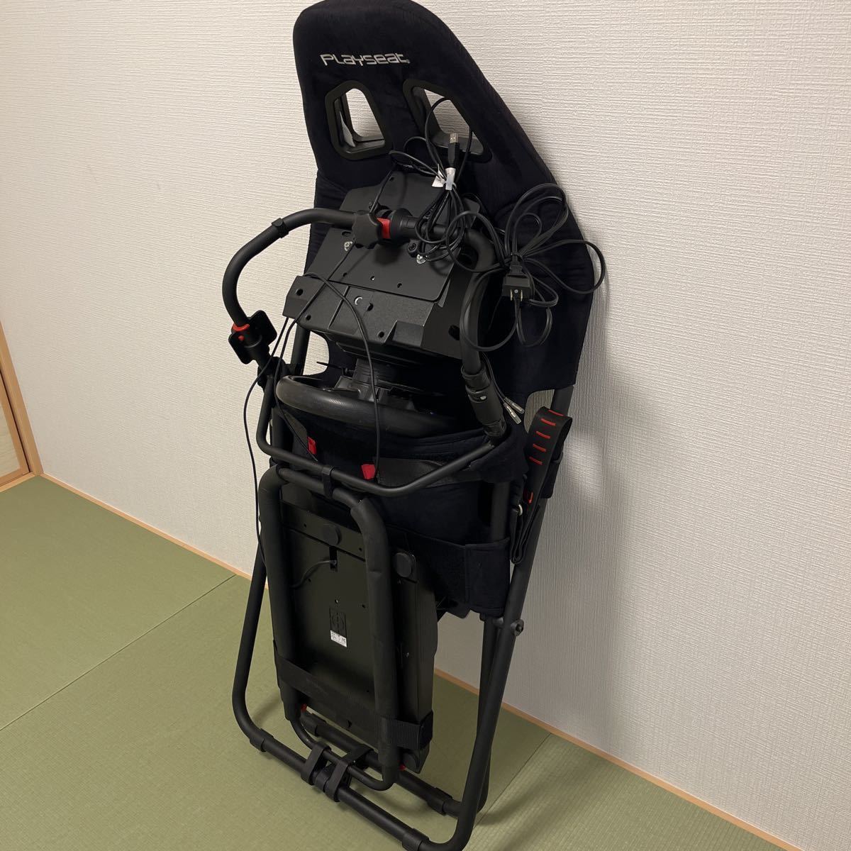 Playseat Challenge ゲーミングチェア（PLAYSEATRC.00002CHALLENGE 