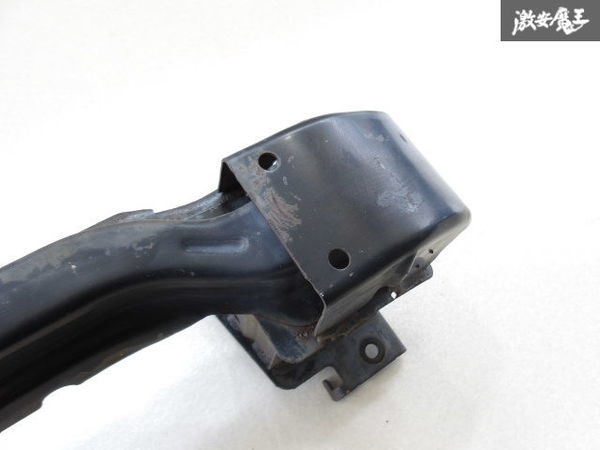 ハイラックスサーフ RZN185用 純正フロントバンパーホースメント トヨタ 純正 RZN185W 185系 ハイラックスサーフ サーフ フロント