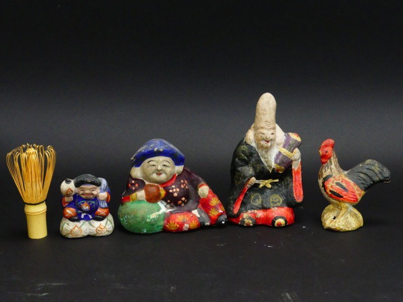 【古い】ミニチュア雛人形セット( 土人形) ◇古い豆雛人形 / 雛段付き◇土人形 古い雛人形 豆人形 ミニチュア