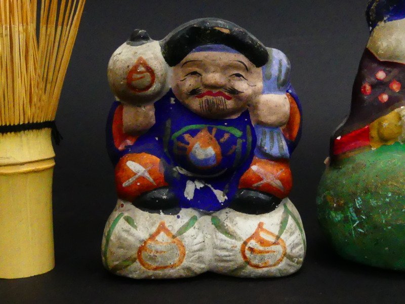 【古い】ミニチュア雛人形セット( 土人形) ◇古い豆雛人形 / 雛段付き◇土人形 古い雛人形 豆人形 ミニチュア