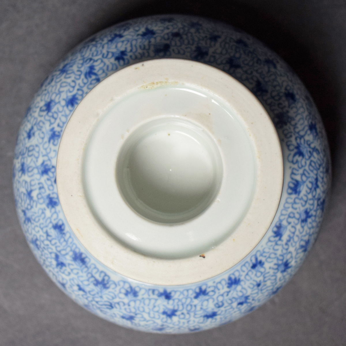 古伊万里 染付 | 江戸後期 - 微塵唐草三友文 iichi 日々の ⁄ 蕎麦